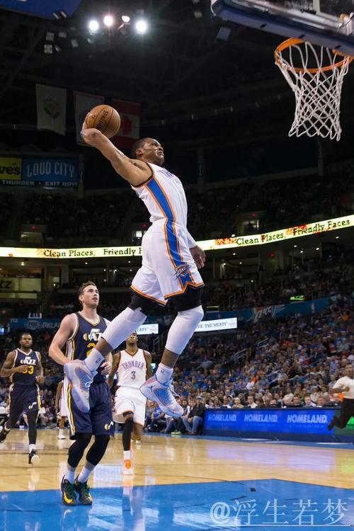 威少摘板妙传 小乔丹扣篮炸裂