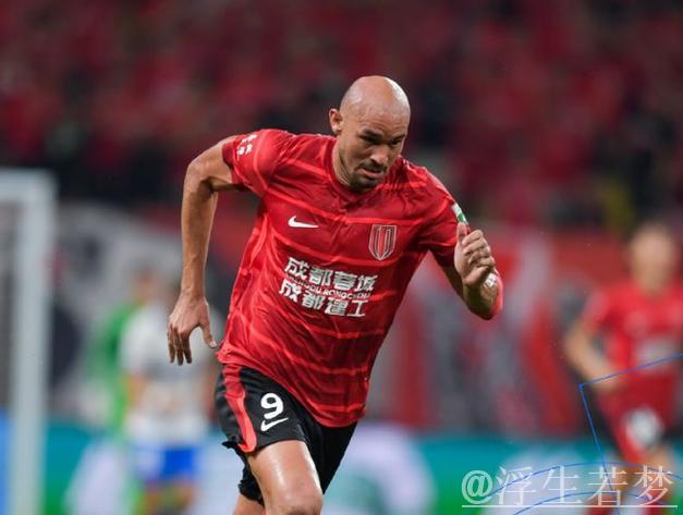 中超-罗慕洛费利佩齐发威 成都蓉城3-0完胜山东泰山