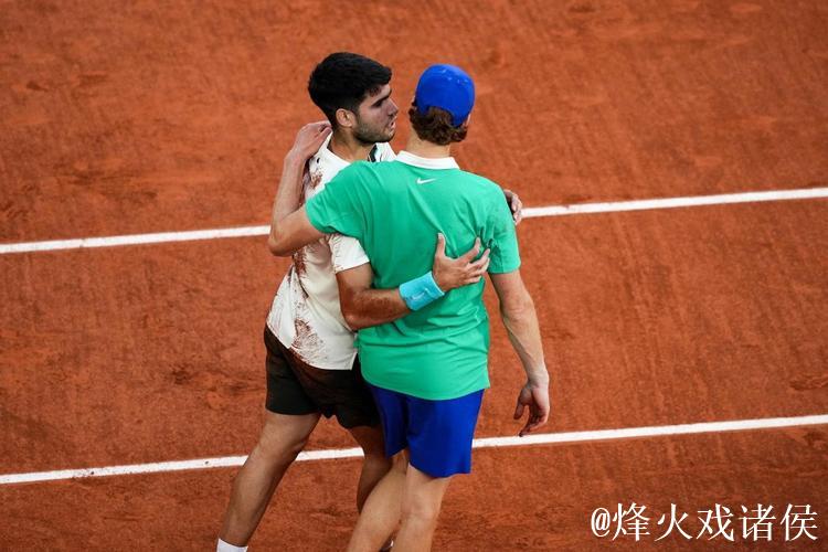 ATP总决赛-阿尔卡拉斯直落两盘击败阿利亚西姆 将与辛纳角逐冠军